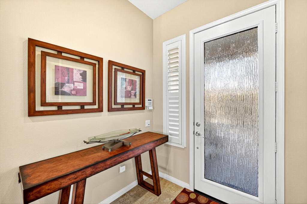 80182 Avenida Aliso