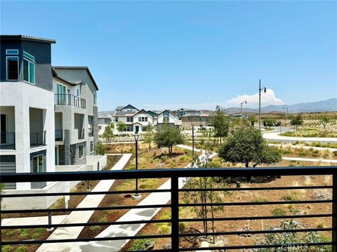 283 Lynx Irvine CA 92618