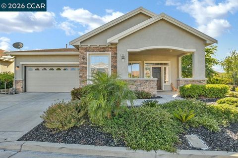 Photo of 2060 Kent Dr, Brentwood, CA 94513 (MLS # 41133333)