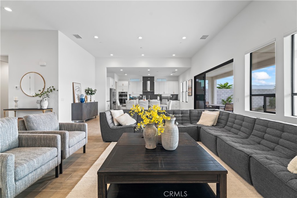 49865 Crescent Psge