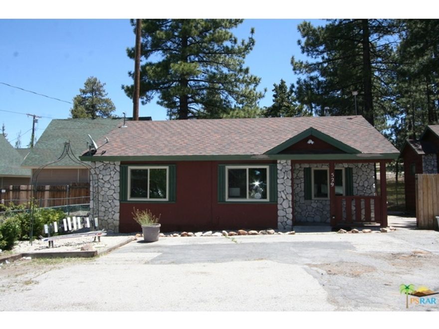 2 BR, 1.5 BA two story cabin. Must see inside, completely renovated. Beautiful kitchen with large breakfast bar. Laminate flooring throughout. Walking distance to village and lake. No laundry. Beautifully furnished. All utilities paid by renter except water. Internet and Direct TV included for 9 months. Small pet negotiable. Available Now - Appointment necessary. Rent: $1050.00, Sec Dep: $1350.00, SQFT: 776.