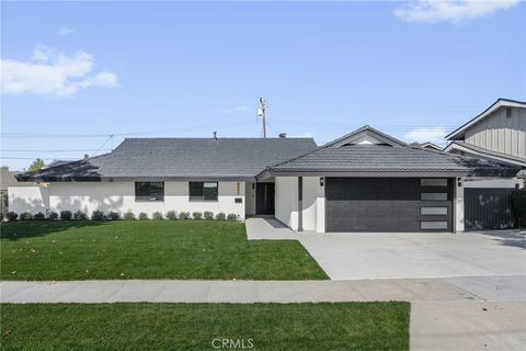 4401 E Fernwood Orange CA 92869