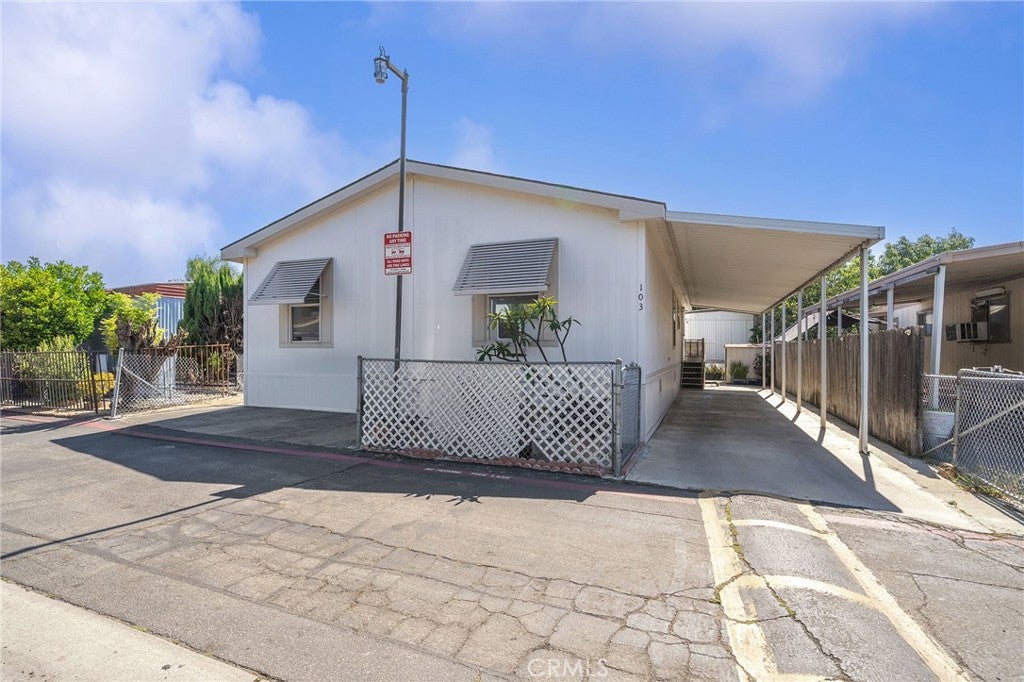 1401 W 9th 103