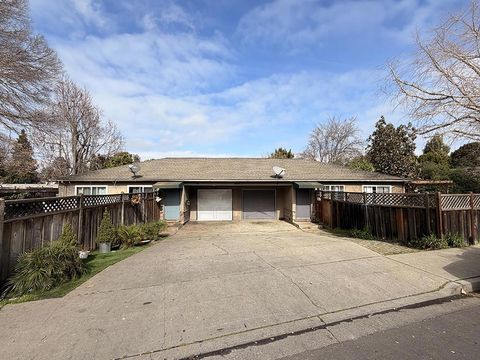 Photo of 1807 Woodland Avenue, East Palo Alto, CA 94303 (MLS # ML82040667)