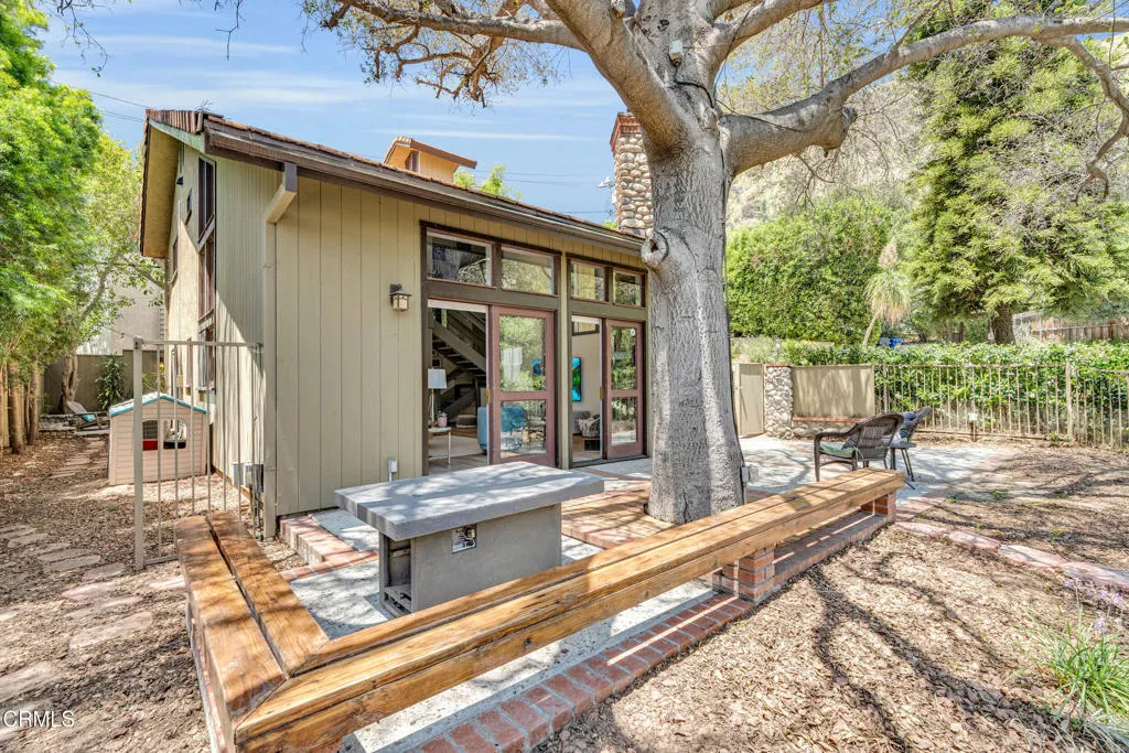 Sierra Madre, California 91024, United States, 3 Bedrooms Bedrooms, ,3 BathroomsBathrooms,Residential,Active,203245