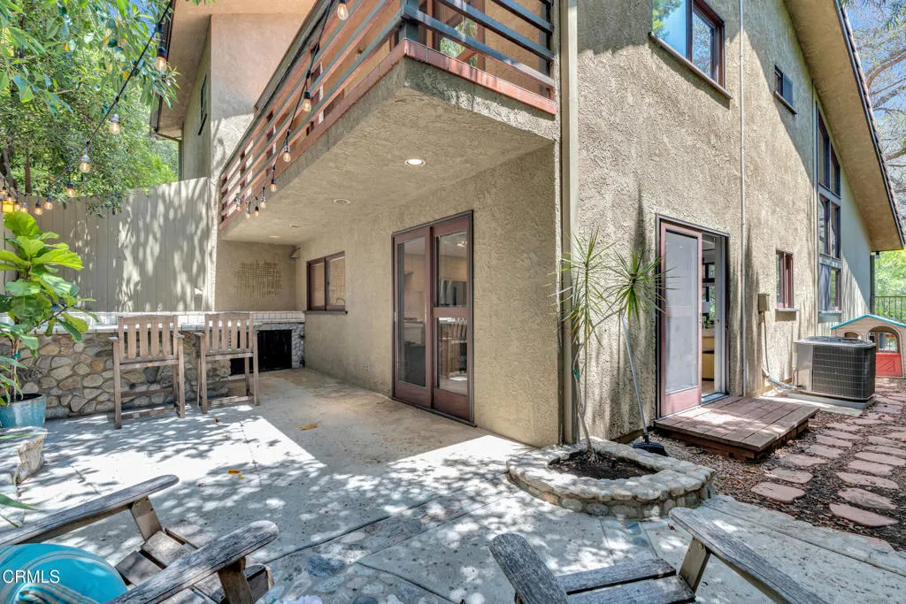 Sierra Madre, California 91024, United States, 3 Bedrooms Bedrooms, ,3 BathroomsBathrooms,Residential,Active,203245