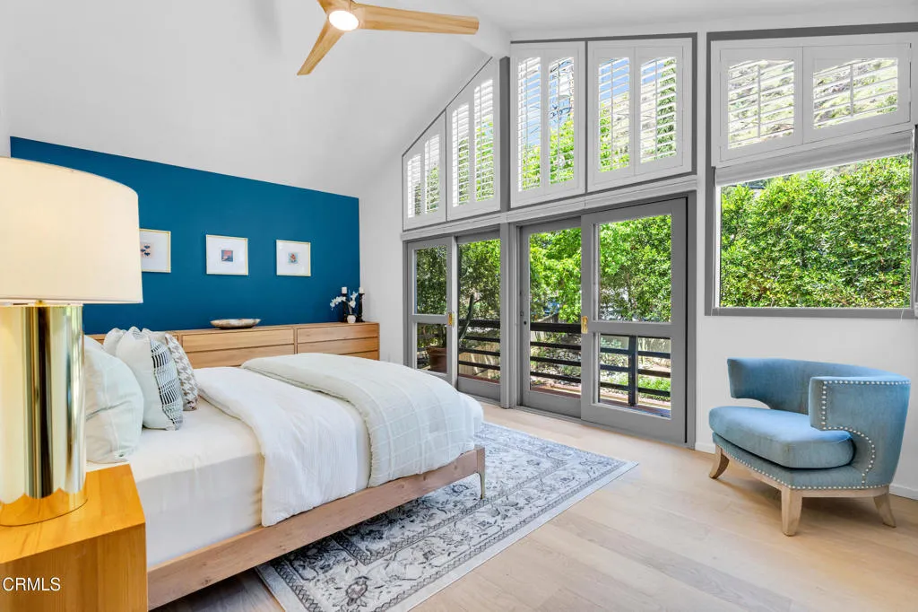 Sierra Madre, California 91024, United States, 3 Bedrooms Bedrooms, ,3 BathroomsBathrooms,Residential,Active,203245