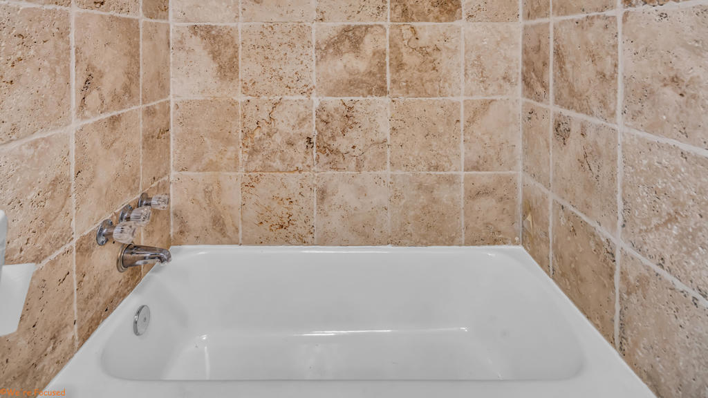 El Rancho Vista Estates - Residential Lease