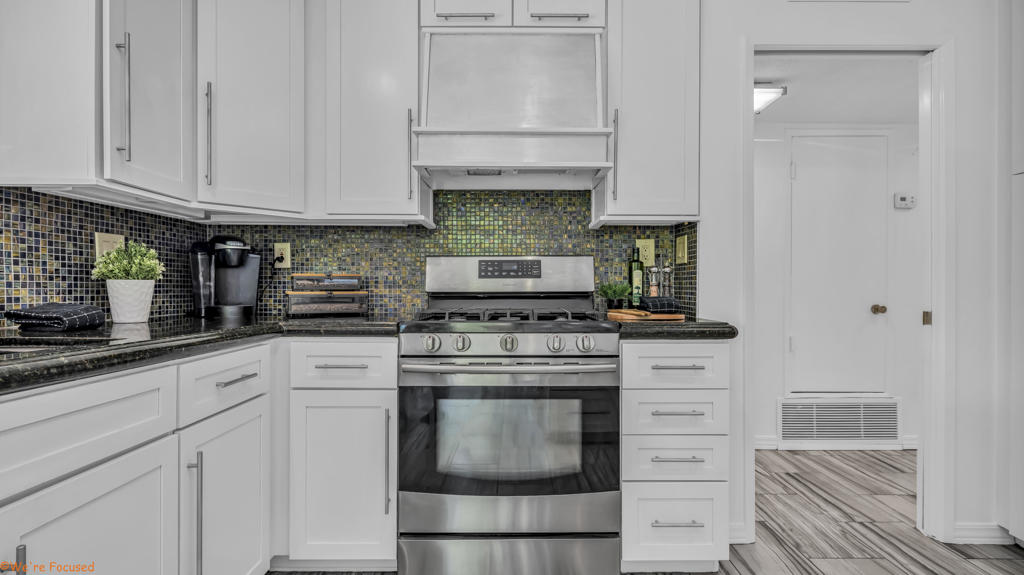 El Rancho Vista Estates - Residential Lease