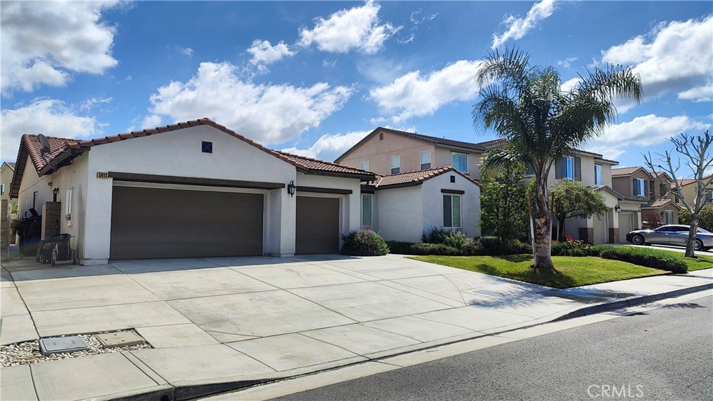 5013 Clematis Court