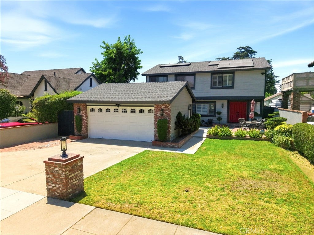 326 E I Street