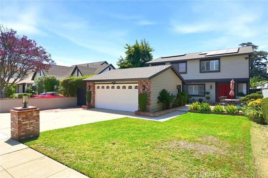 326 E I Street