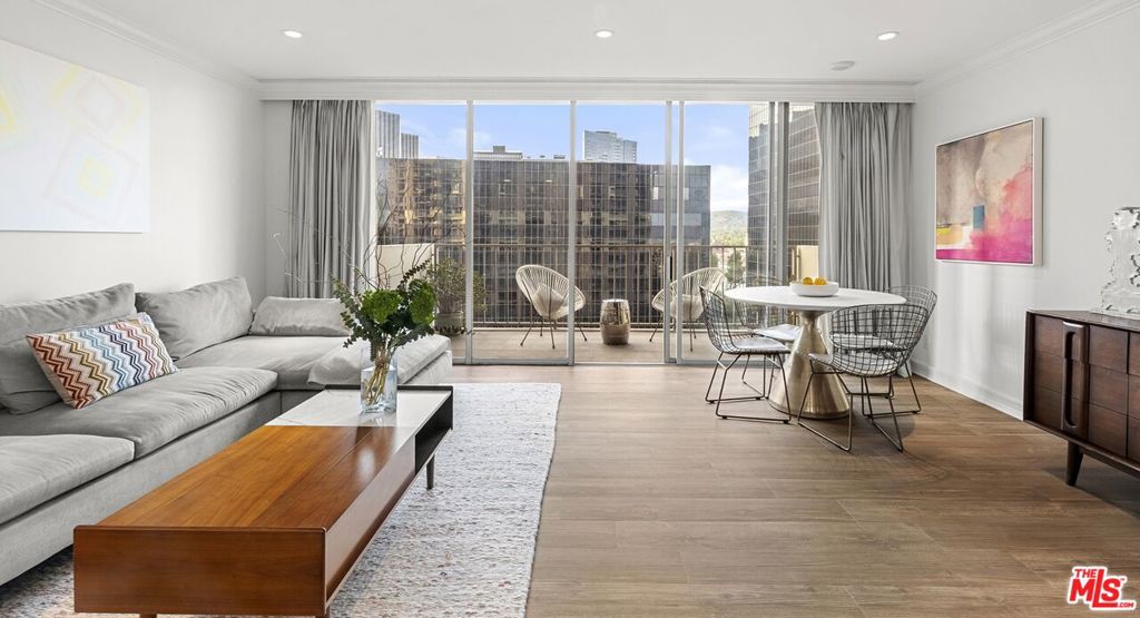 2160 Century Parkway 910