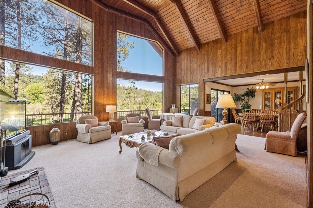 524 Golf Course Road