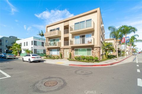 Photo of 21 Alamitos Ave Ave #4, Long Beach, CA 90802 (MLS # PW26043713)