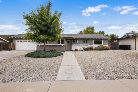 Photo of 3554 Royal AVE, Simi Valley, CA 93063 (MLS # SW26170985)