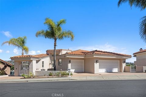 Photo of 4 Via Del Tesoro, San Clemente, CA 92673 (MLS # OC25199068)