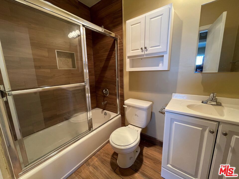 1351 W 227th Street