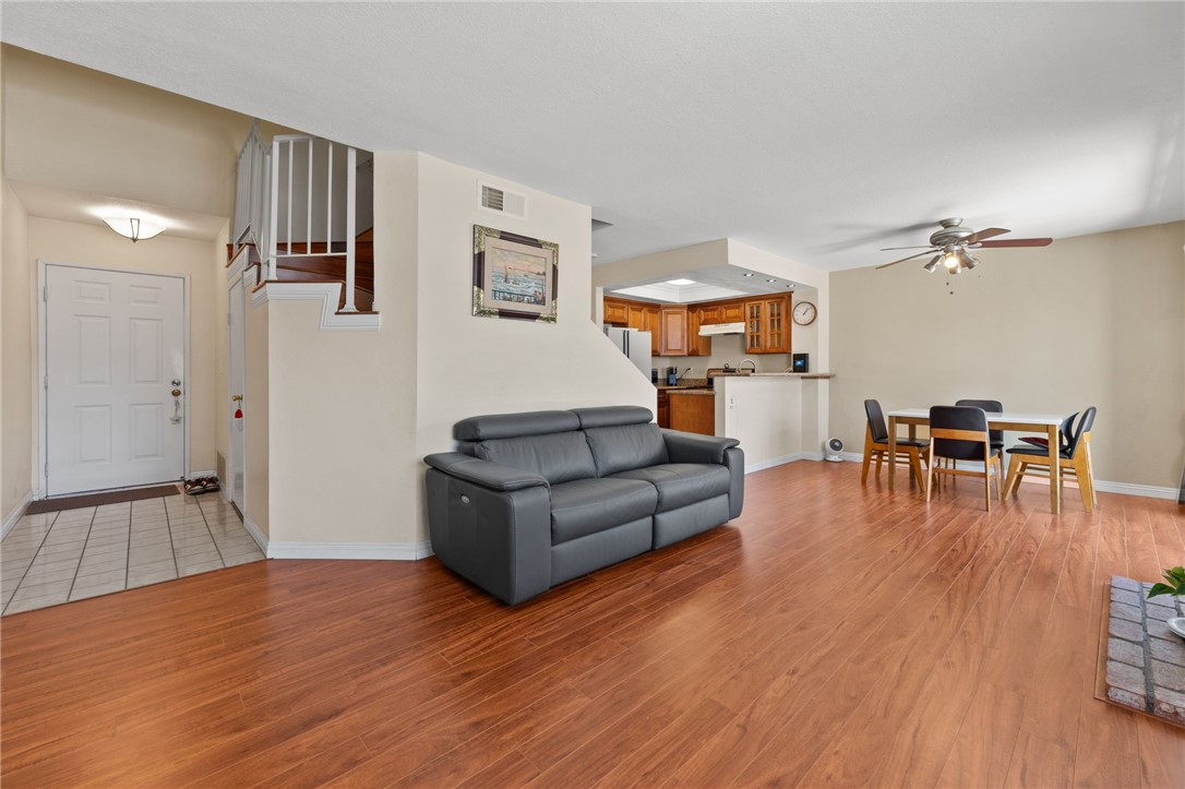 7342 Cerritos Avenue 2