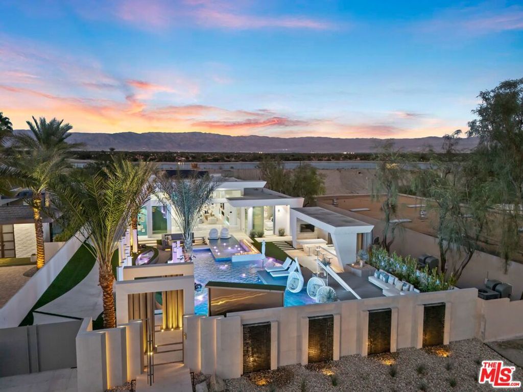 Photo of 79640 Tom Fazio Lane, La Quinta, CA 92253 (MLS # 25630025)