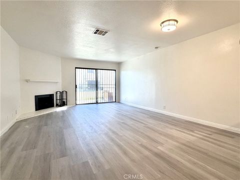 Photo of 936 Fairway Drive #26, Colton, CA 92324 (MLS # AR26066905)