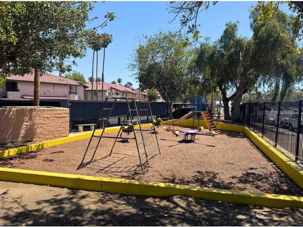 San Ysidro - Residential