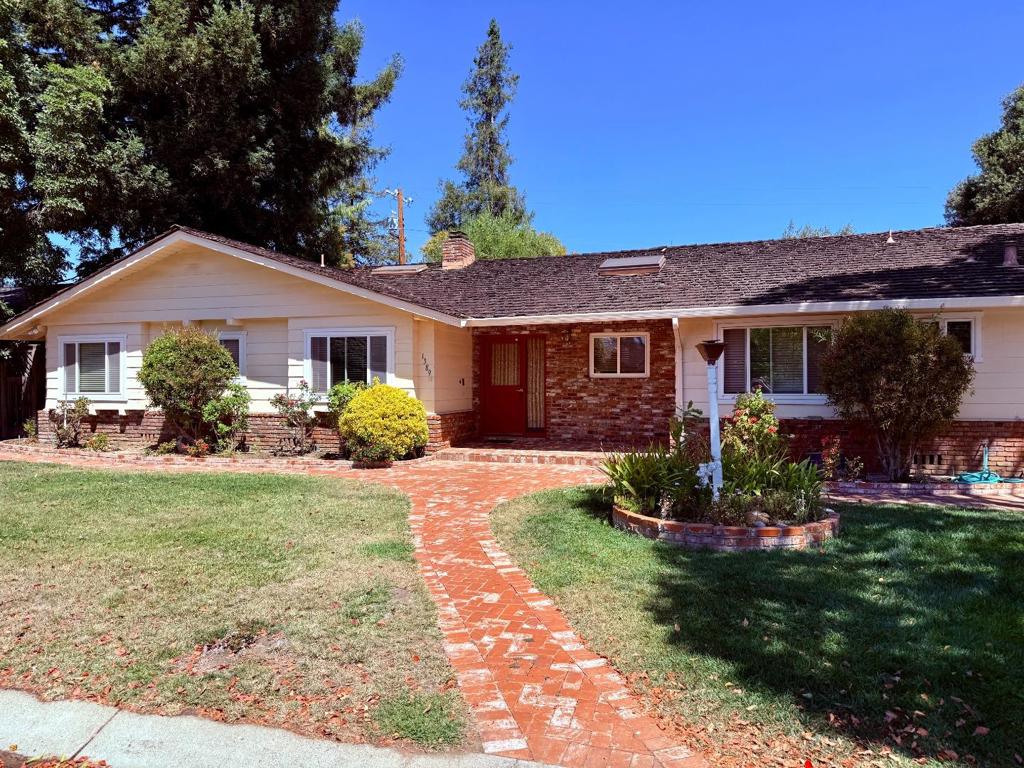 1389 Chelsea Drive