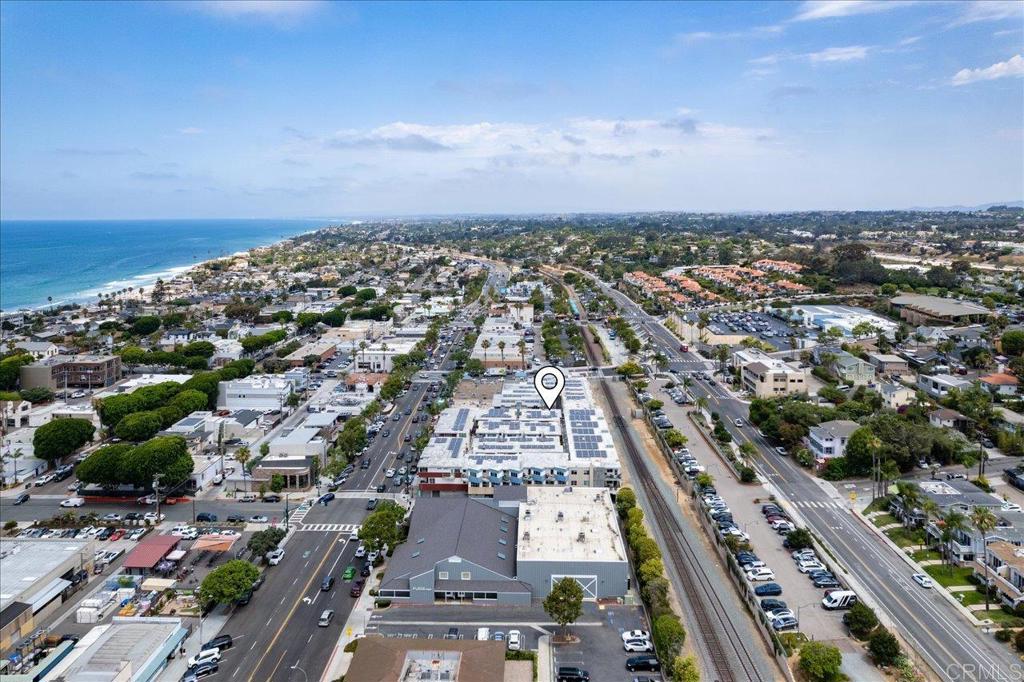 687 S Coast Highway 101
