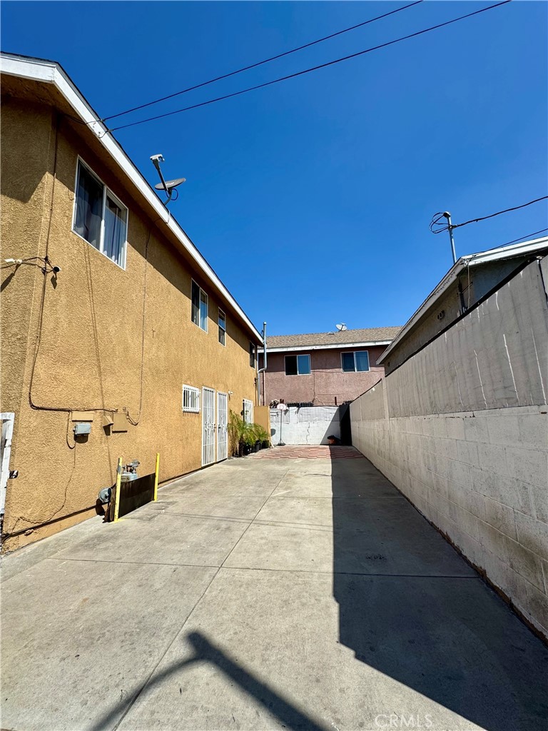 355 W 84th
