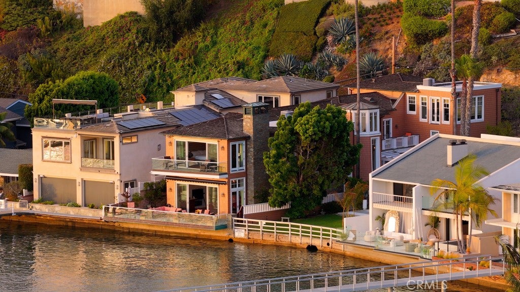 2323 Bayside Drive