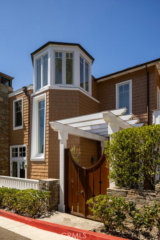2323 Bayside Drive