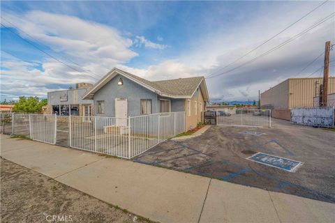 Photo of 17606 Arrow Blvd, Fontana, CA 92335 (MLS # DW26017253)