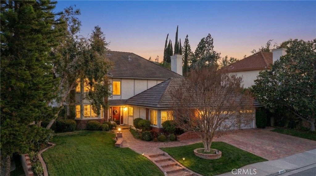 29628 Woodbrook Dr, Agoura Hills CA 91301
