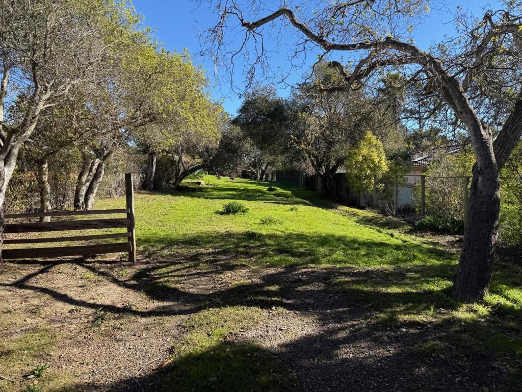 listing image 130720243489612166226