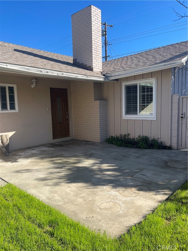 10140 Live Oak Avenue