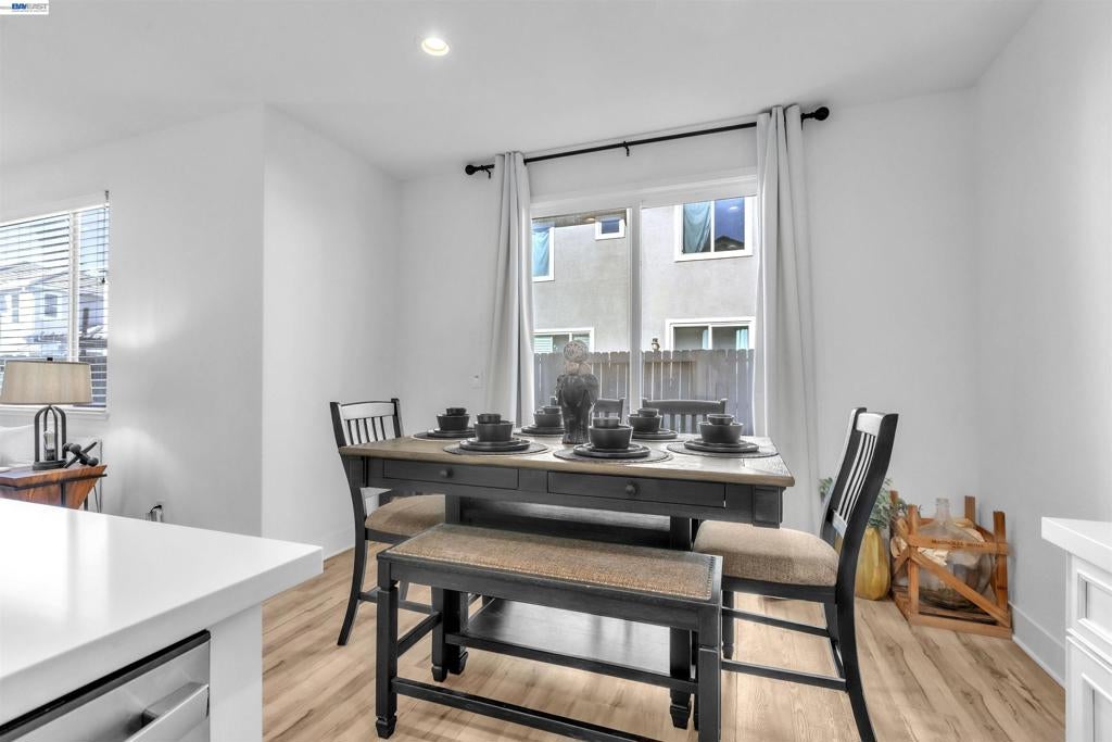 542 Datura Dr