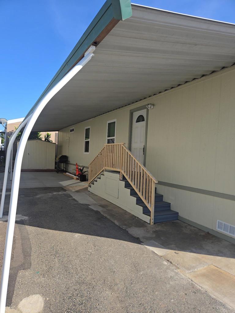 541 W 15th Avenue Spc 15