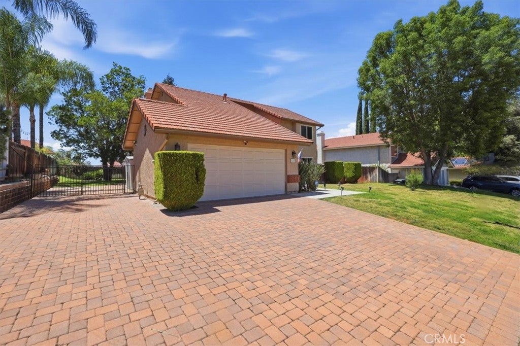 210 Jesse Way