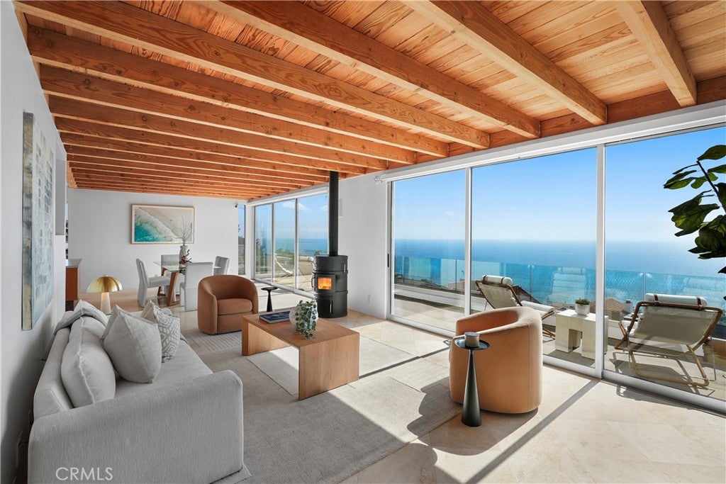 Photo of 1119 Katella Street, Laguna Beach, CA 92651 (MLS # NP26128803)