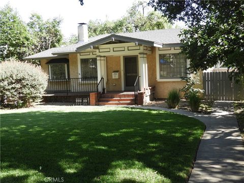 Photo of 1554 Las Lunas Street, Pasadena, CA 91106 (MLS # WS26013647)
