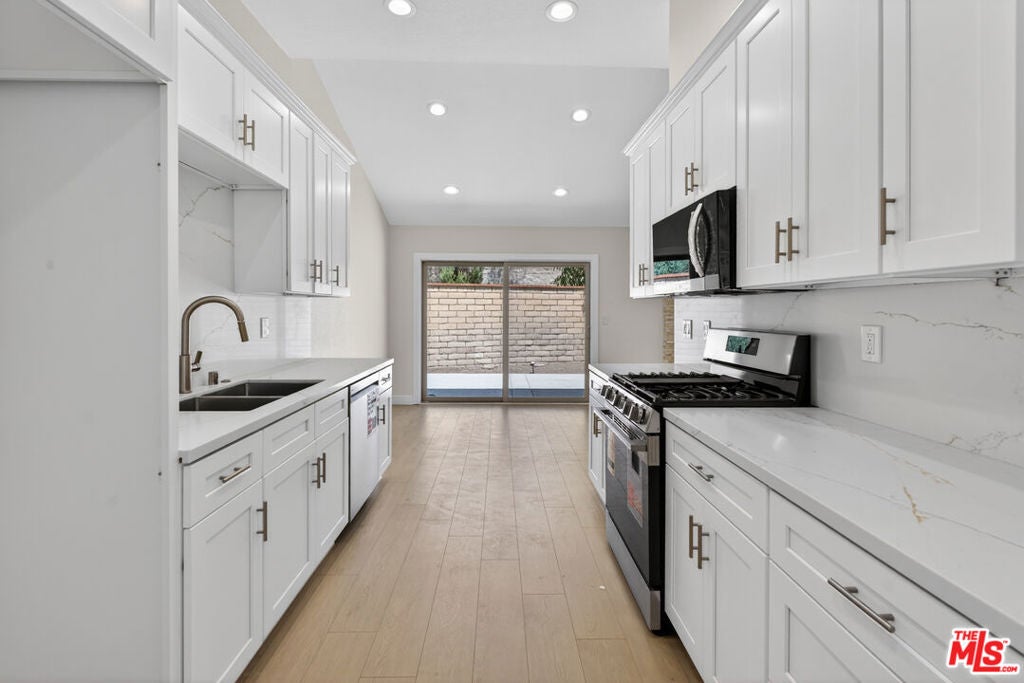 31076 Via San Vicente, San Juan Capistrano CA 92675 - Photo 8