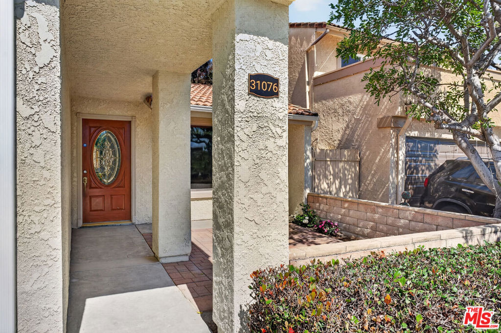 31076 Via San Vicente