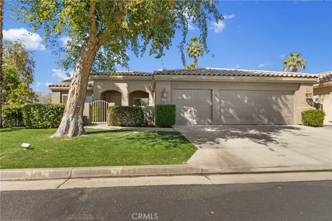 Photo of 47935 Via Opera, La Quinta, CA 92253 (MLS # OC26056228)