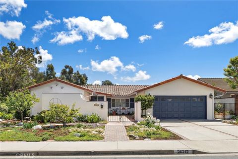 Photo of 26212 Tierra Circle Cir, Mission Viejo, CA 92691 (MLS # OC26076920)