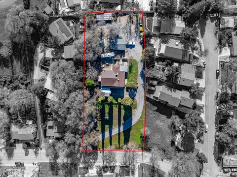 Photo of 170 Pacific Avenue, Paso Robles, CA 93446 (MLS # NS26011204)