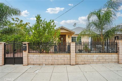 Photo of 10141 McClemont Ave Ave, Tujunga, CA 91042 (MLS # SR25224387) Photo of 10141 McClemont Ave Ave, Tujunga, CA 91042 (MLS # SR25224387)