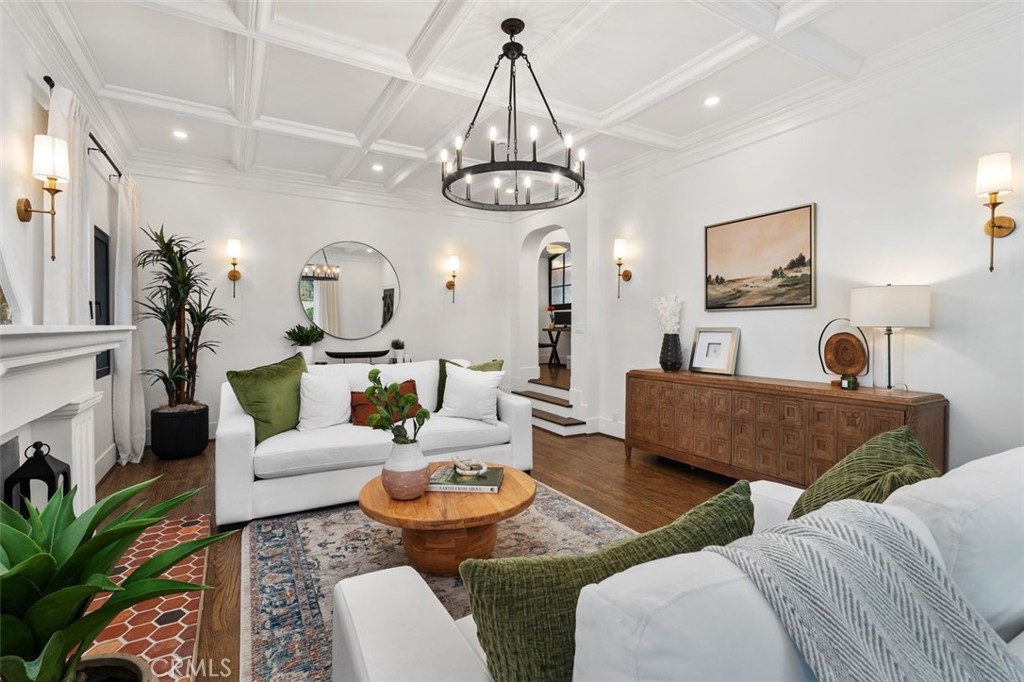 Properties 3 6373 W 6TH Street