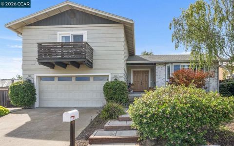 Photo of 1449 W 2nd St ST, Benicia, CA 94510 (MLS # 41134687)