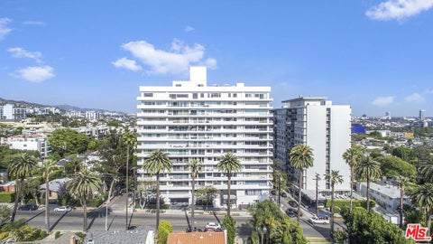 Photo of 838 N Doheny Drive #1007, West Hollywood, CA 90069 (MLS # 26103914)