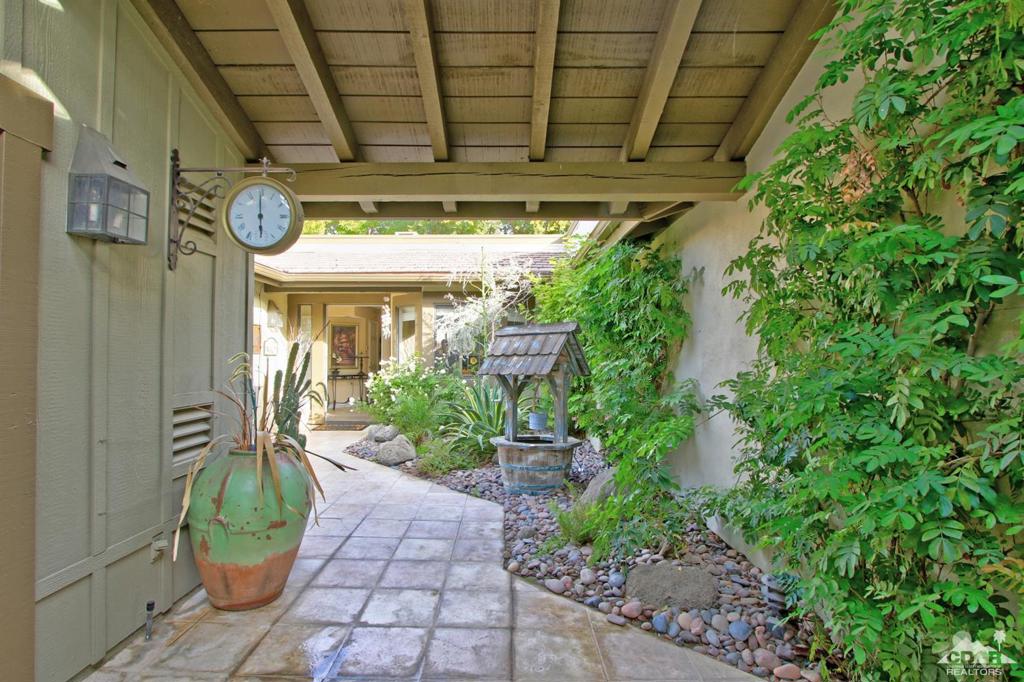 The Lakes Country Cl - Residential Lease